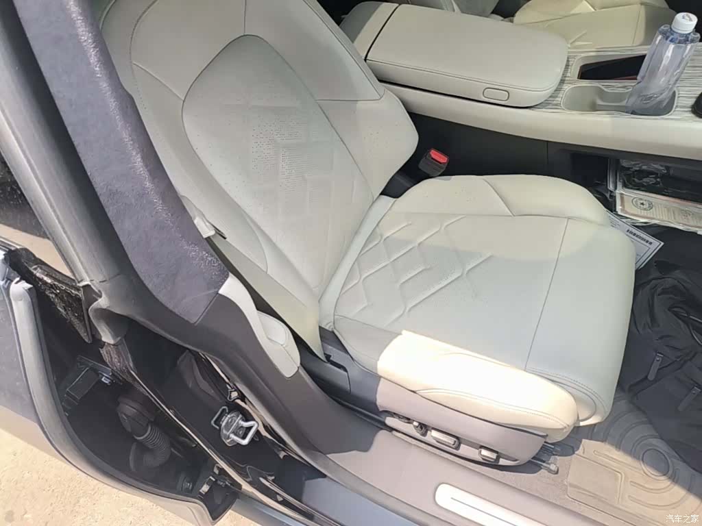NIO ET7, 2022 25