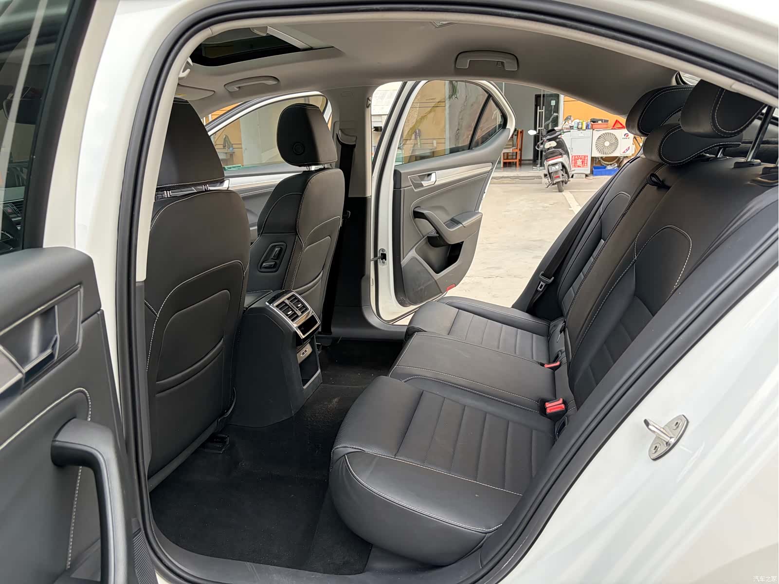 Skoda Superb, 2021 12