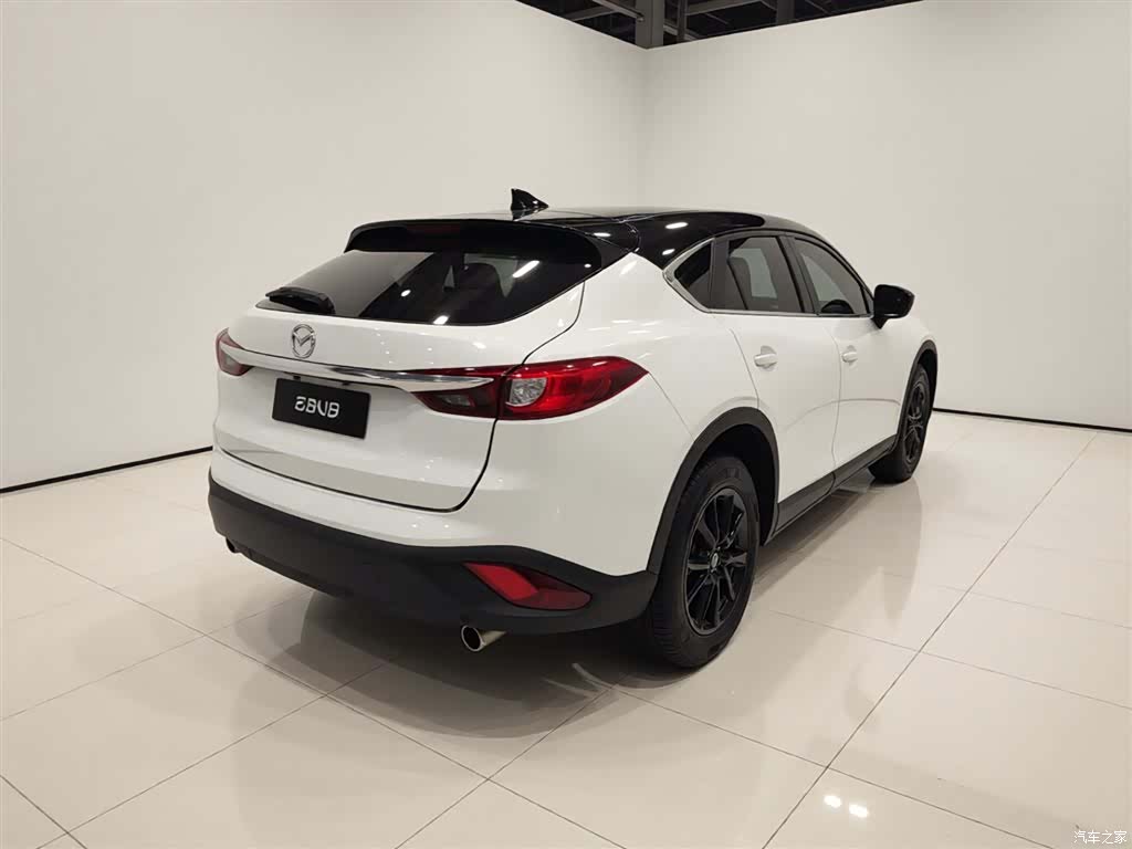 Mazda CX-4, 2019 все фото