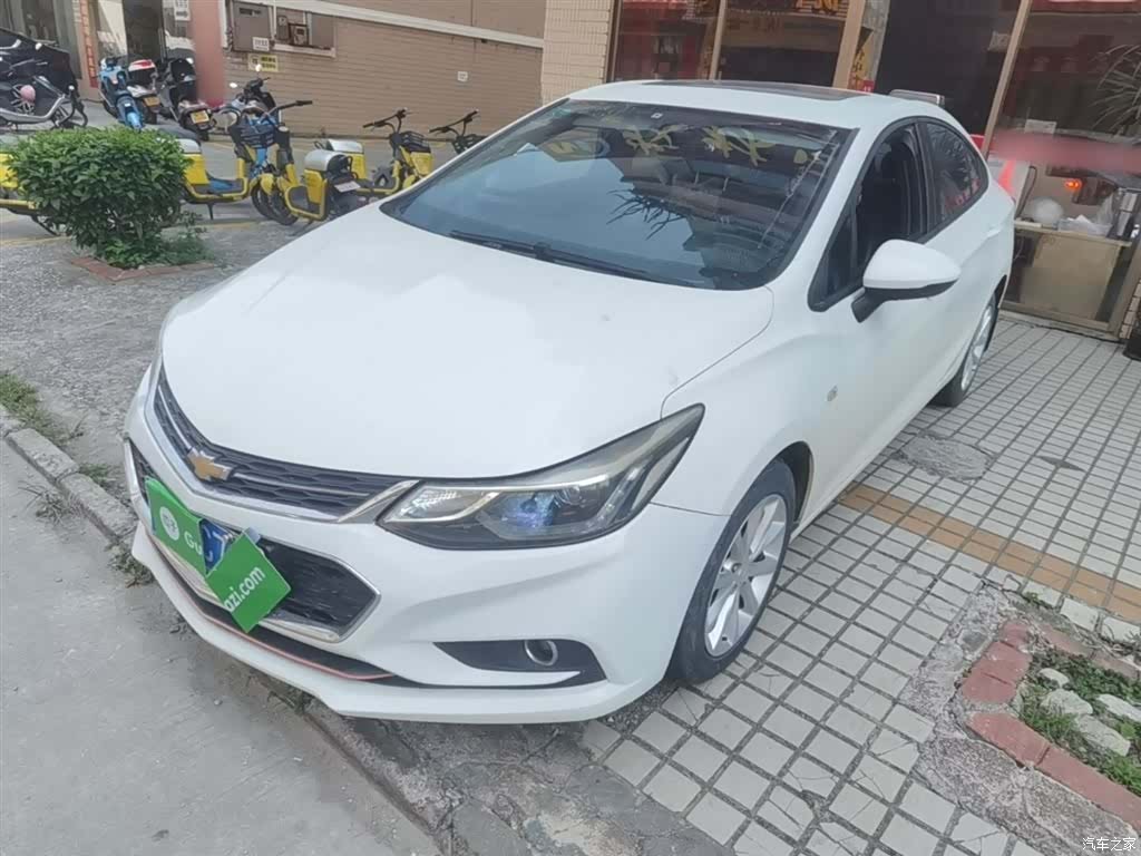 Chevrolet 320, 2018 1