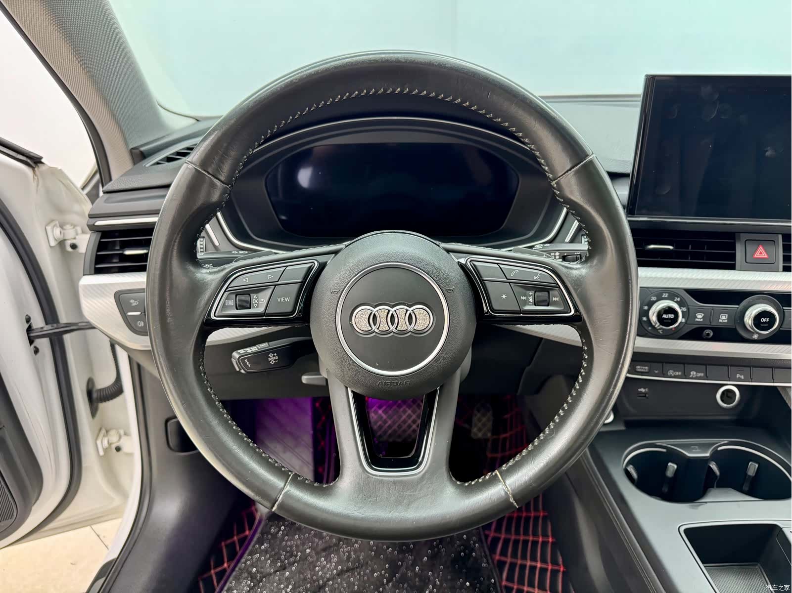 Audi A4L, 2021 17