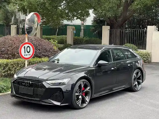 Audi RS 6 2026 — купить из Китая под заказ