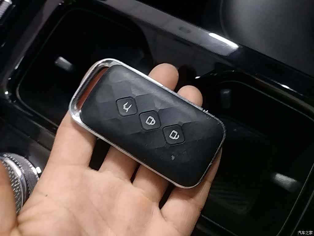 Wuling E5, 2024 9