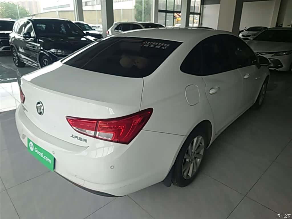 Buick Verano, 2018 7