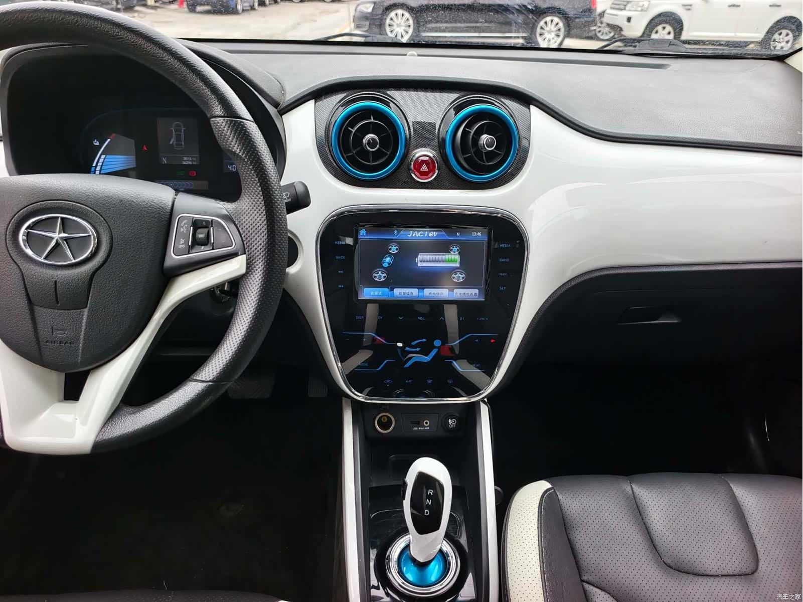 JAC iEV5, 2015 13