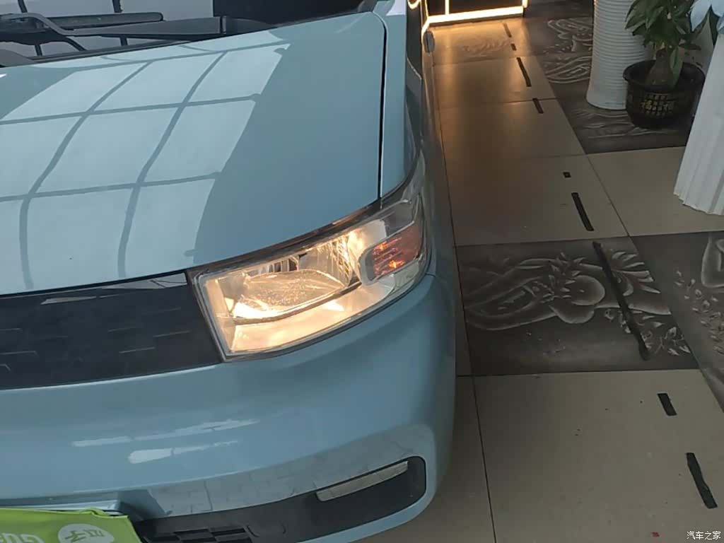 Wuling MINIEV, 2020 24