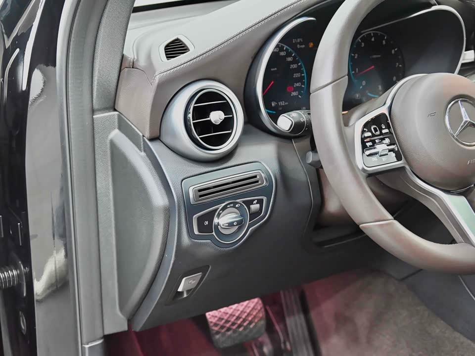 Mercedes-Benz GLC Mercedes-Benz GLC