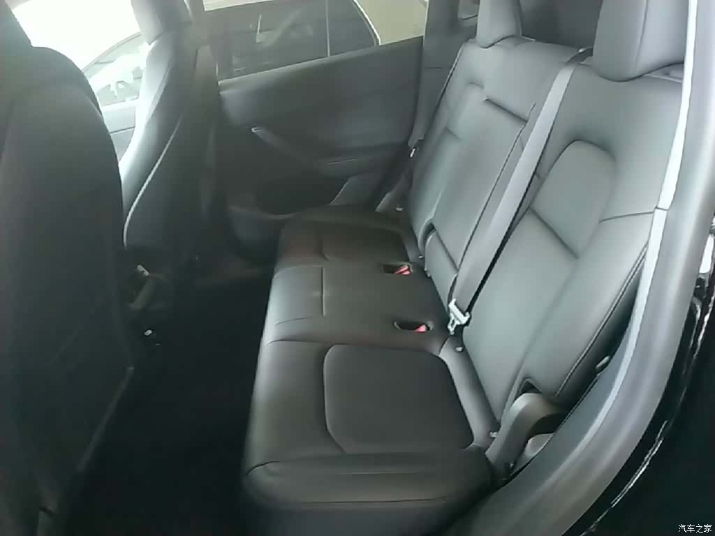 Tesla Model Y, 2021 17