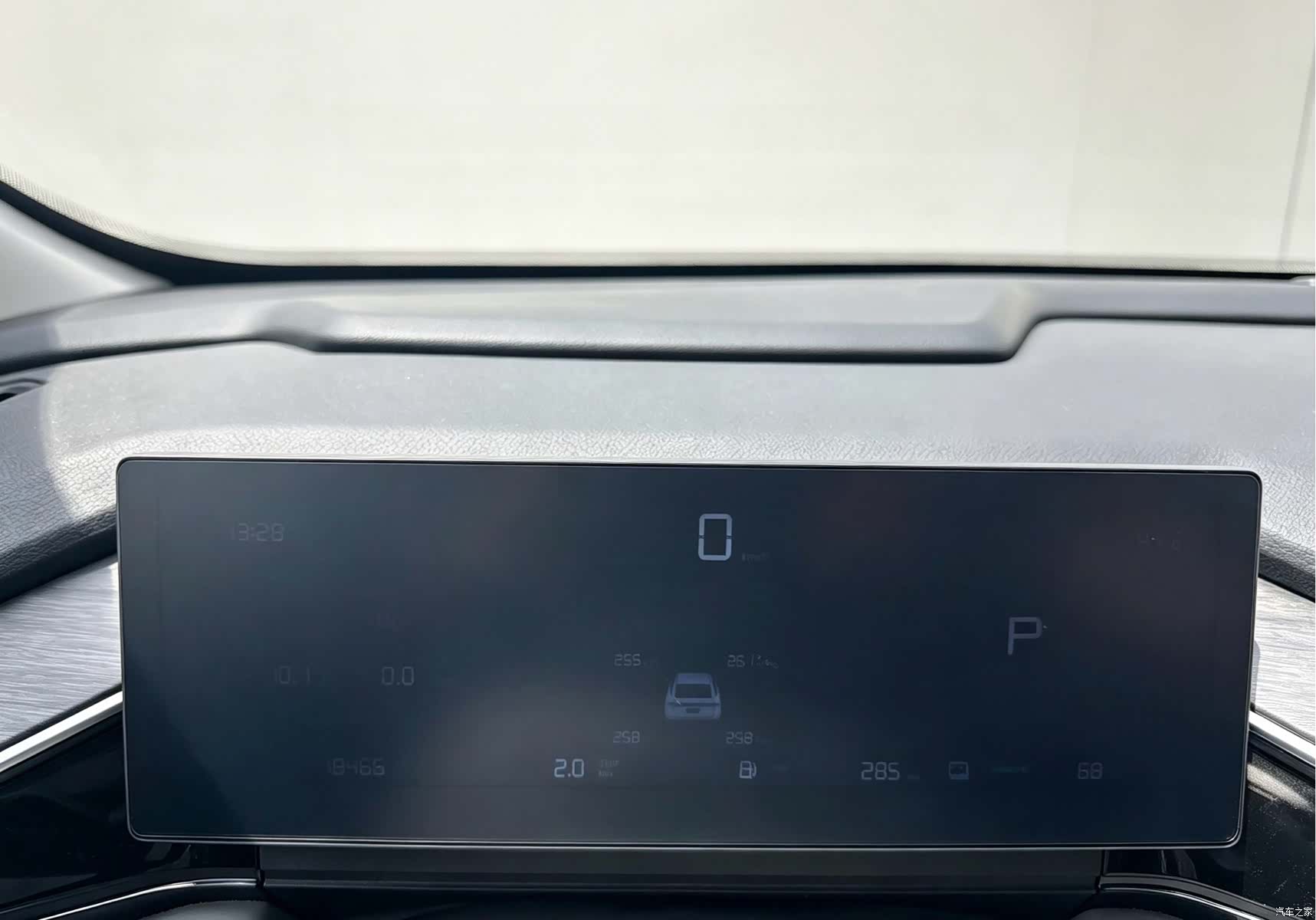 Geely Galaxy L6, 2025 10