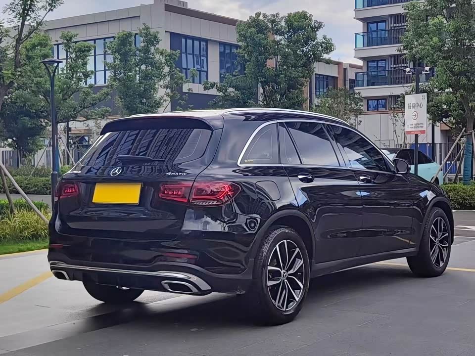 Mercedes-Benz GLC Mercedes-Benz GLC