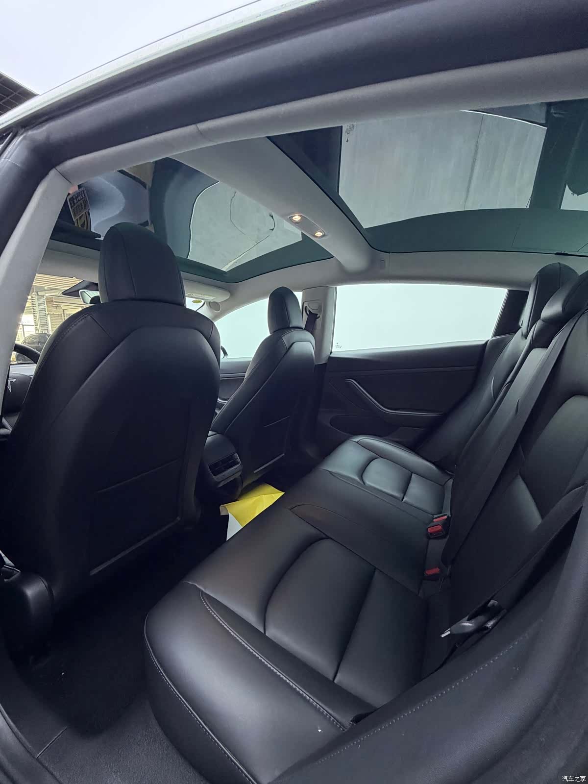 Tesla Model 3, 2020 6