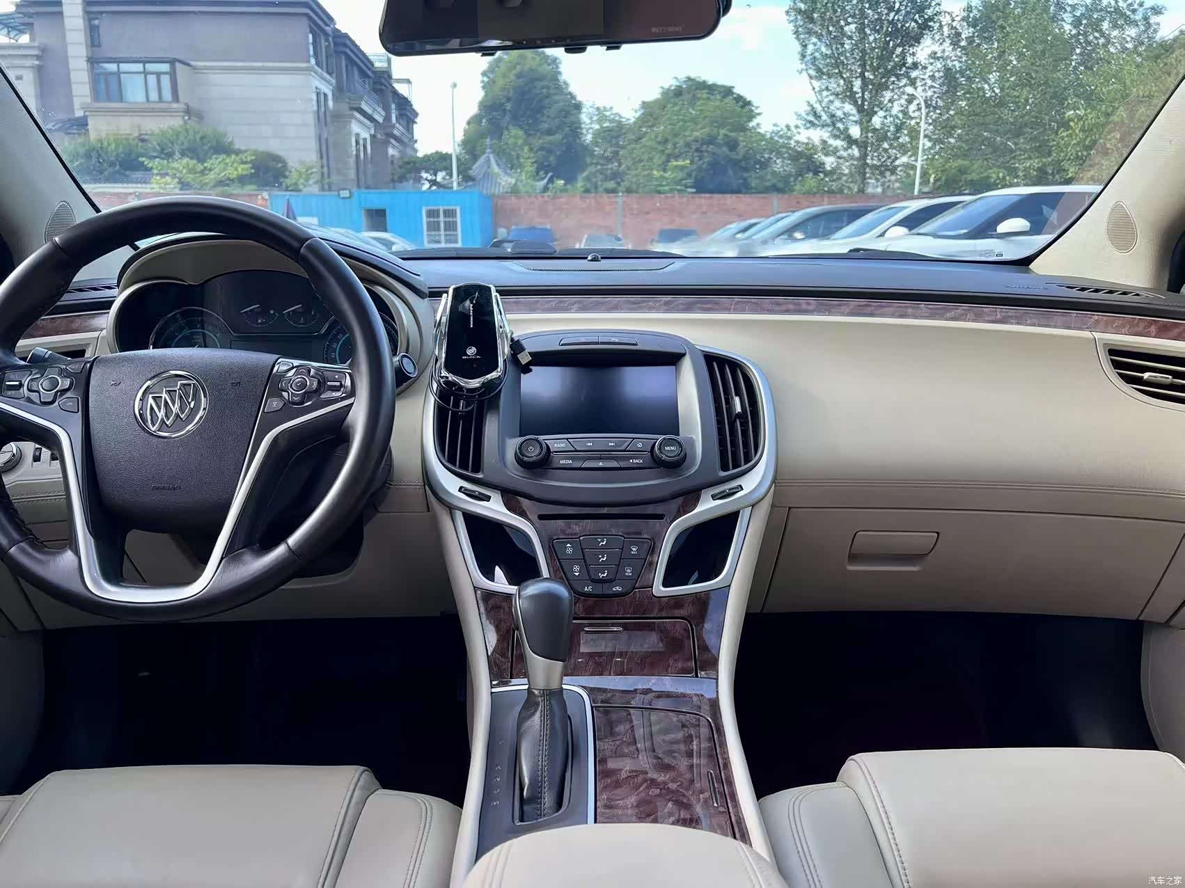 Buick LaCrosse, 2014 11