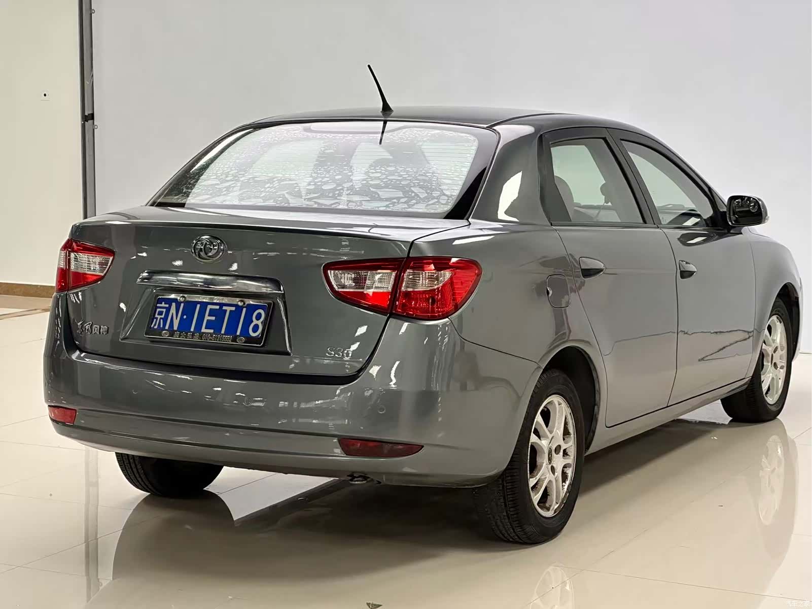 DongFeng S30, 2011 6