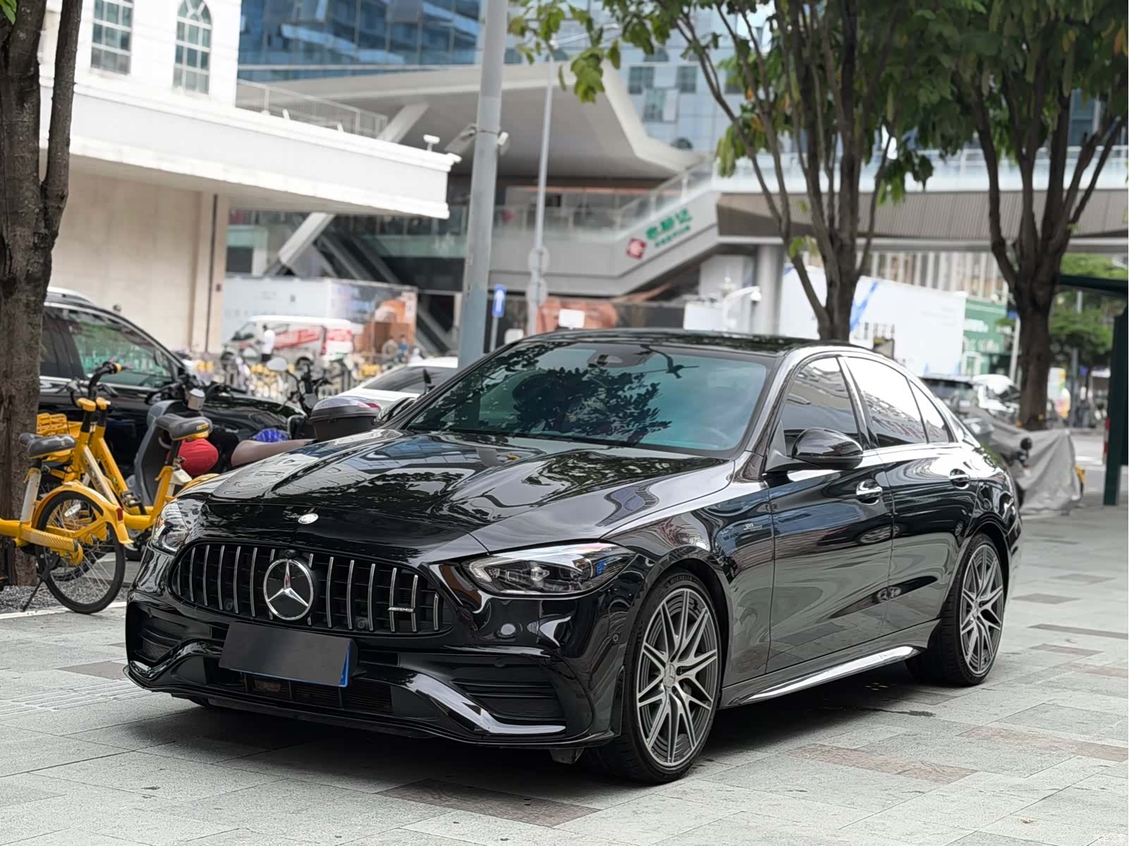 Mercedes-Benz C-Class, 2025 1