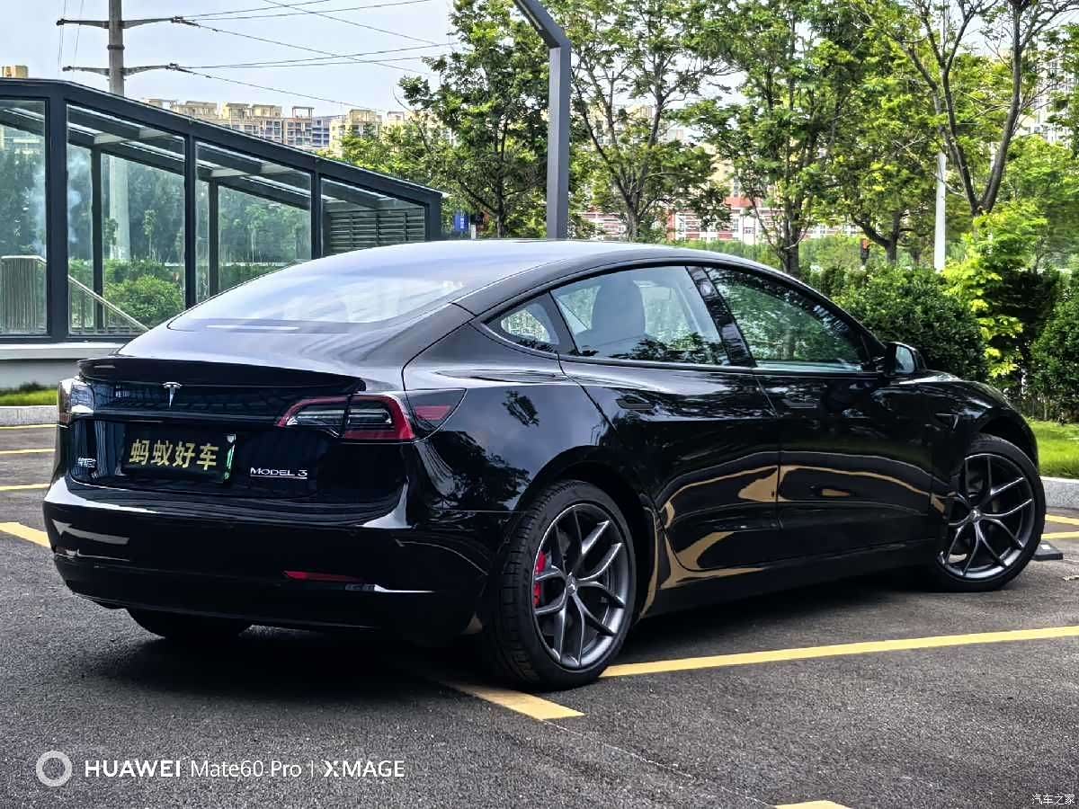 Tesla Model 3, 2022 6