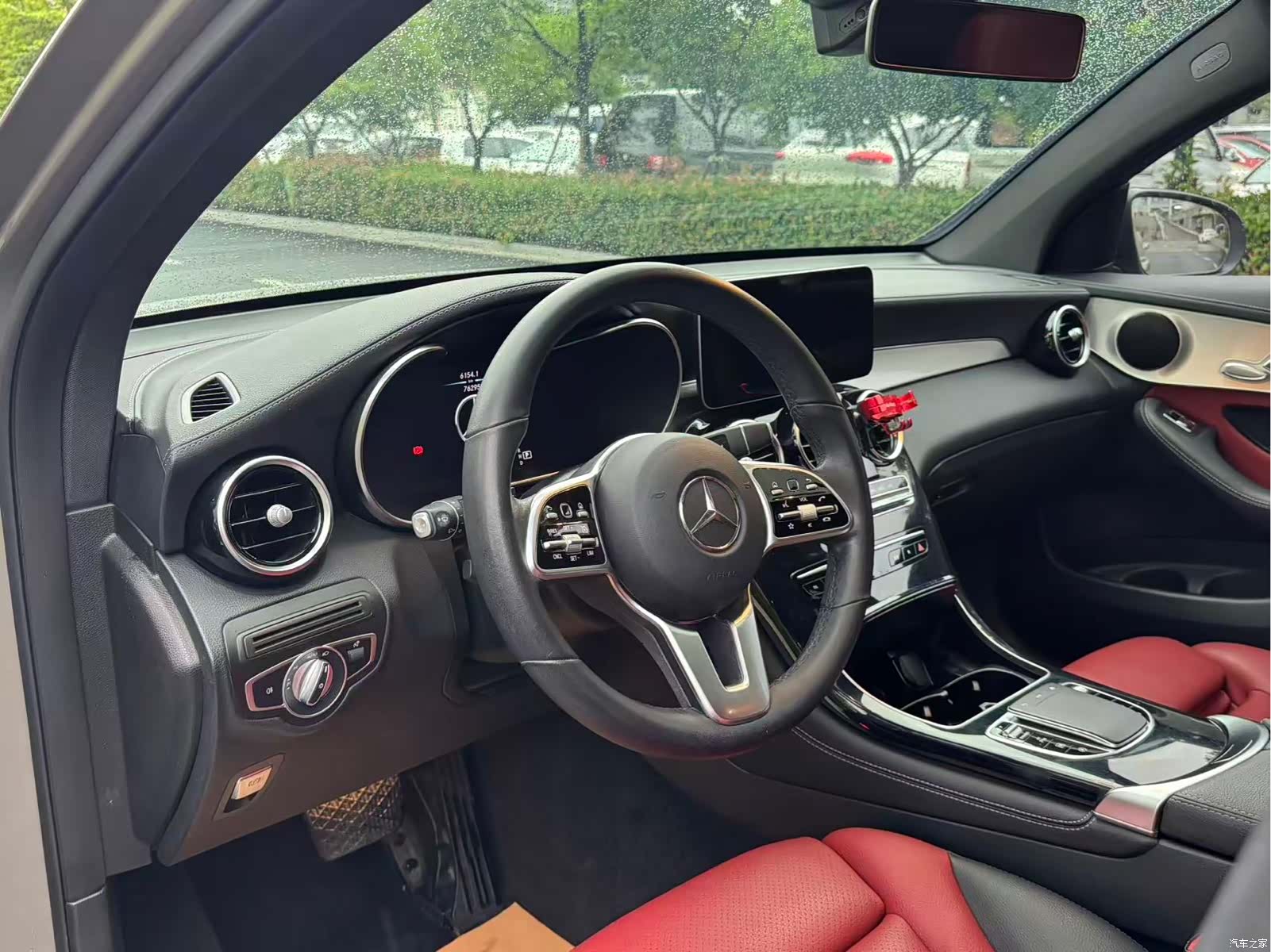 Mercedes-Benz GLC, 2020 10