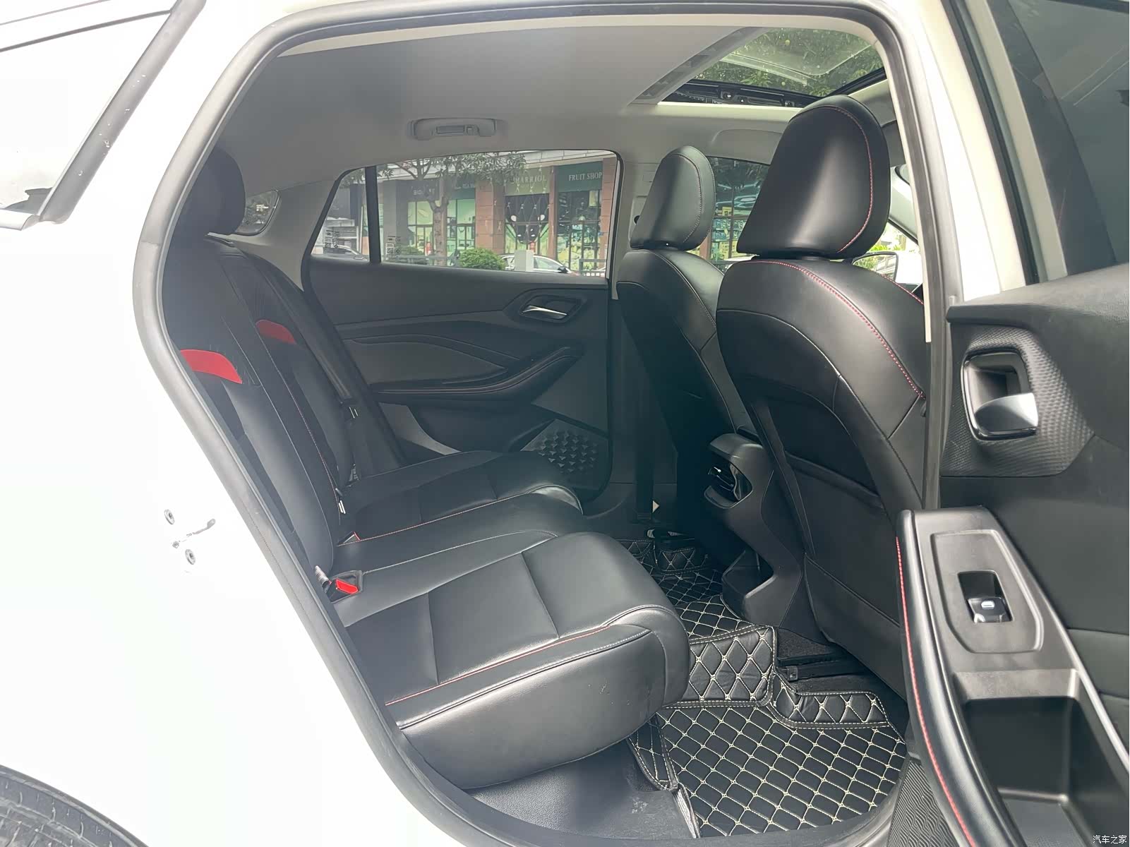 MG MG5, 2023 11