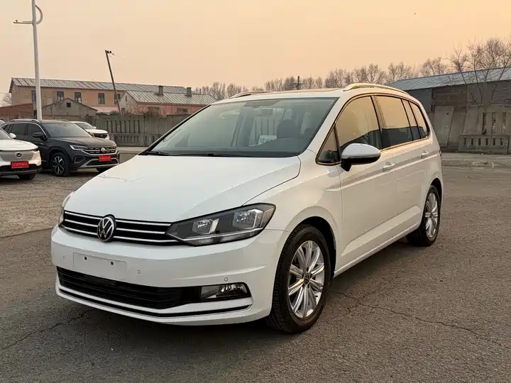Volkswagen Touran 280TSI DSG Comfort 7-Seater 2021