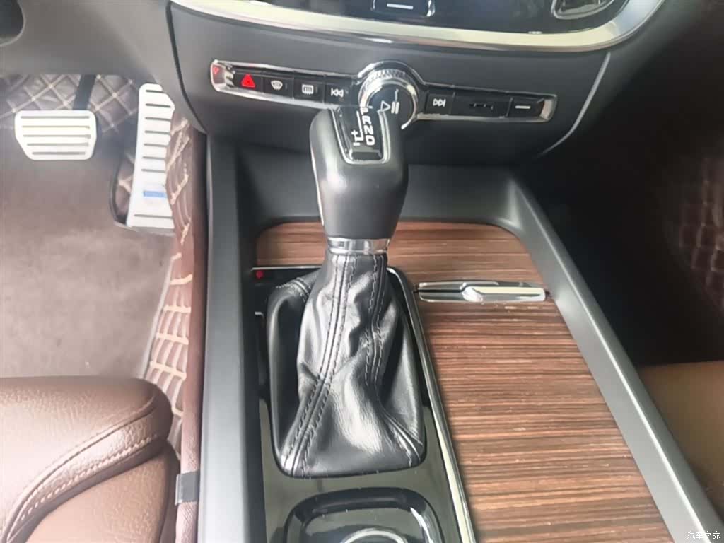 Volvo S60, 2021 14