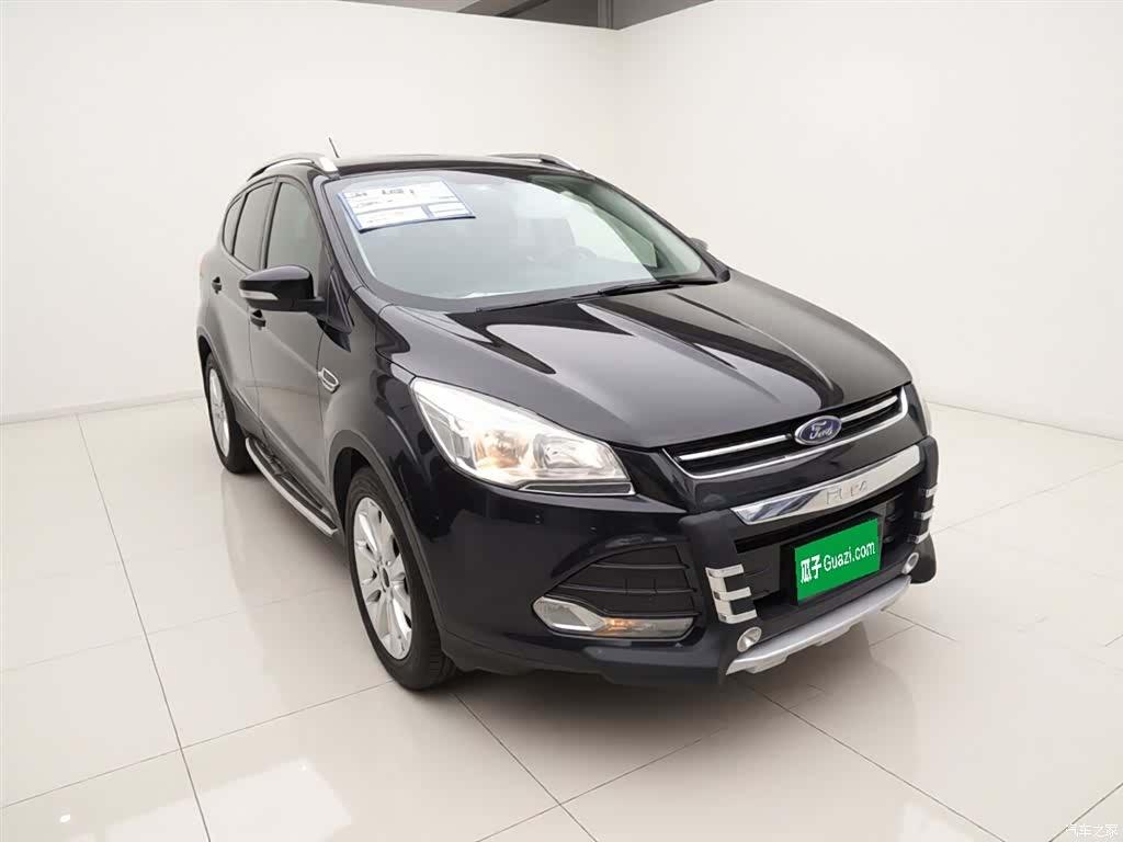 Ford Kuga, 2015 4