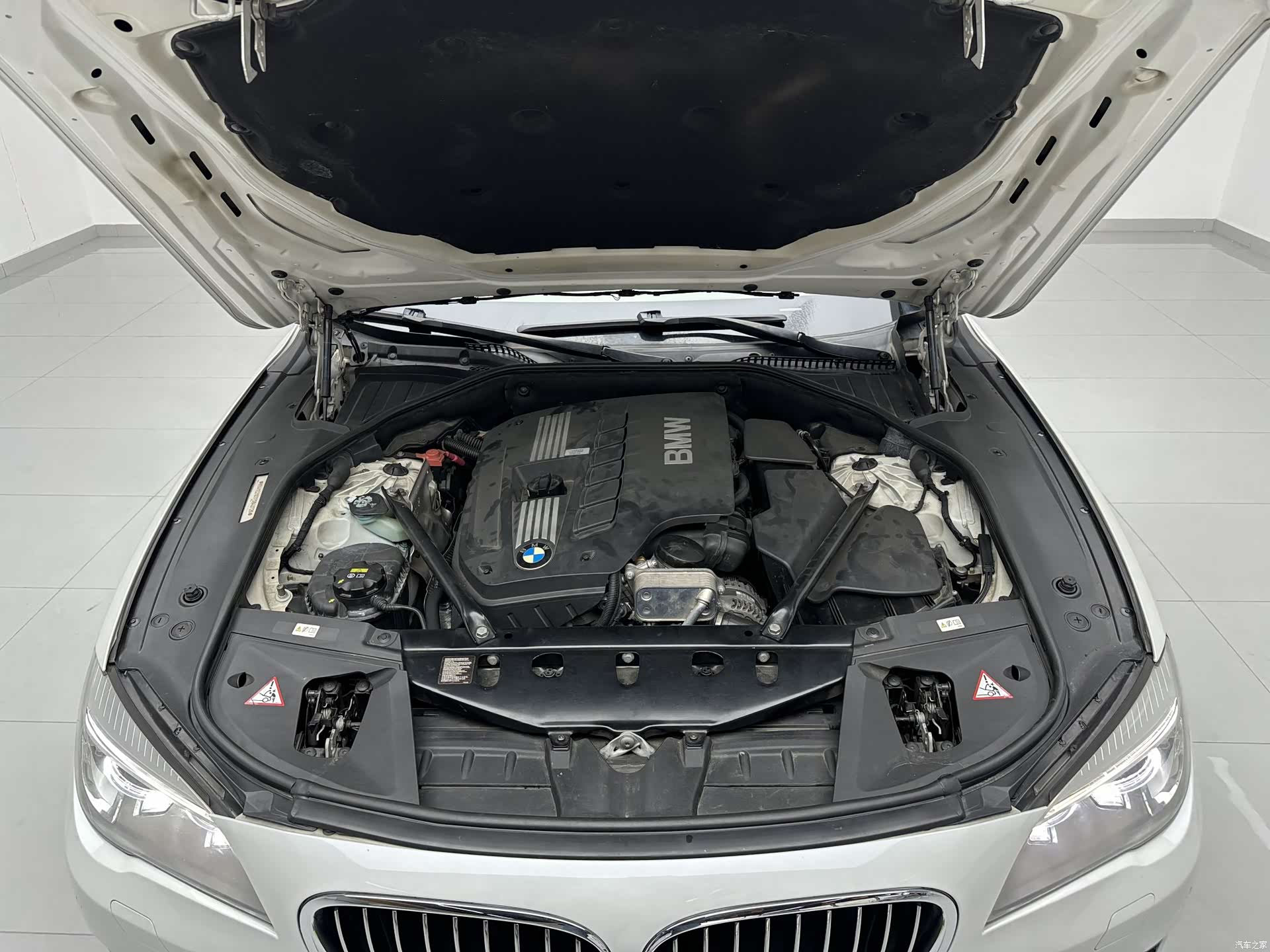 BMW 7 Series, 2014 11