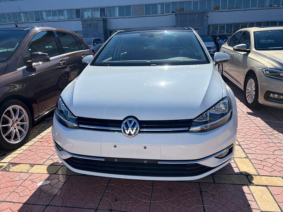 Volkswagen Golf 2019, фото 2
