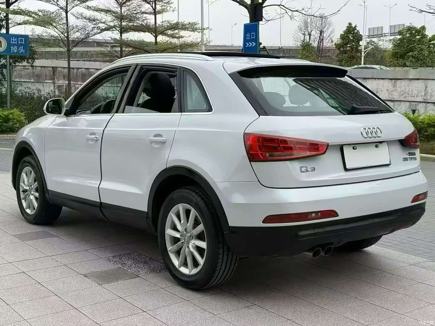 Audi Q3, 2015 9