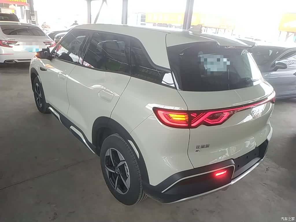 BYD Yuan, 2024 все фото