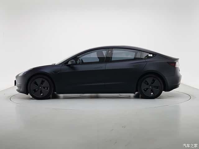 Tesla Model 3, 2023 3