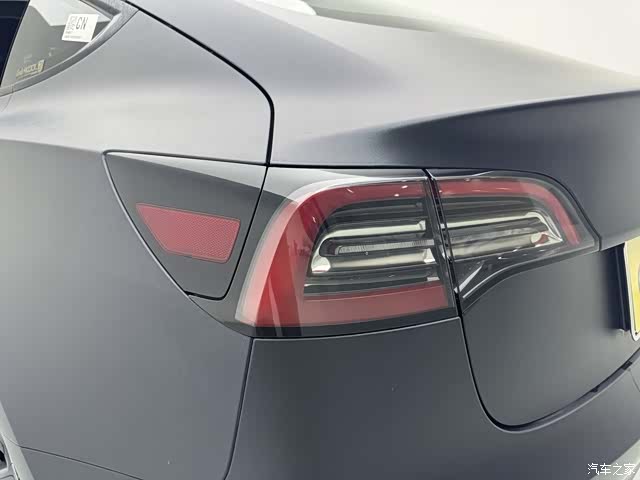 Tesla Model 3, 2023 19
