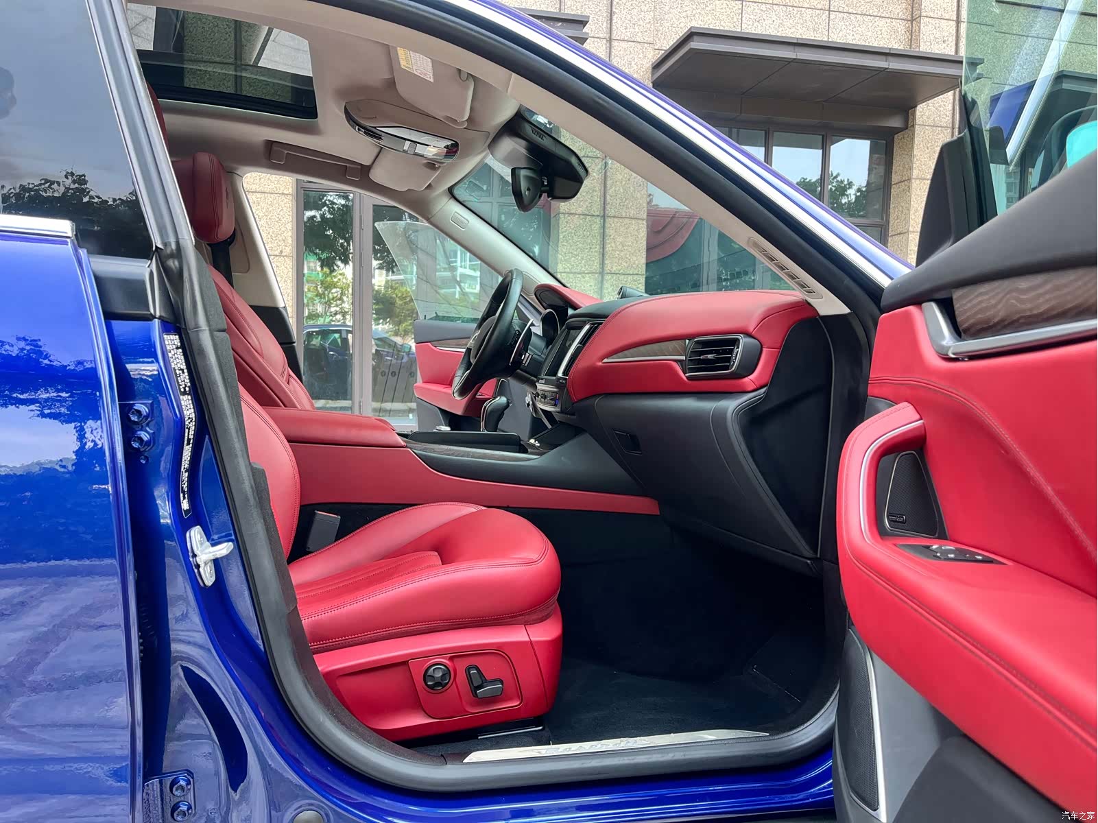 Maserati Levante, 2017 13