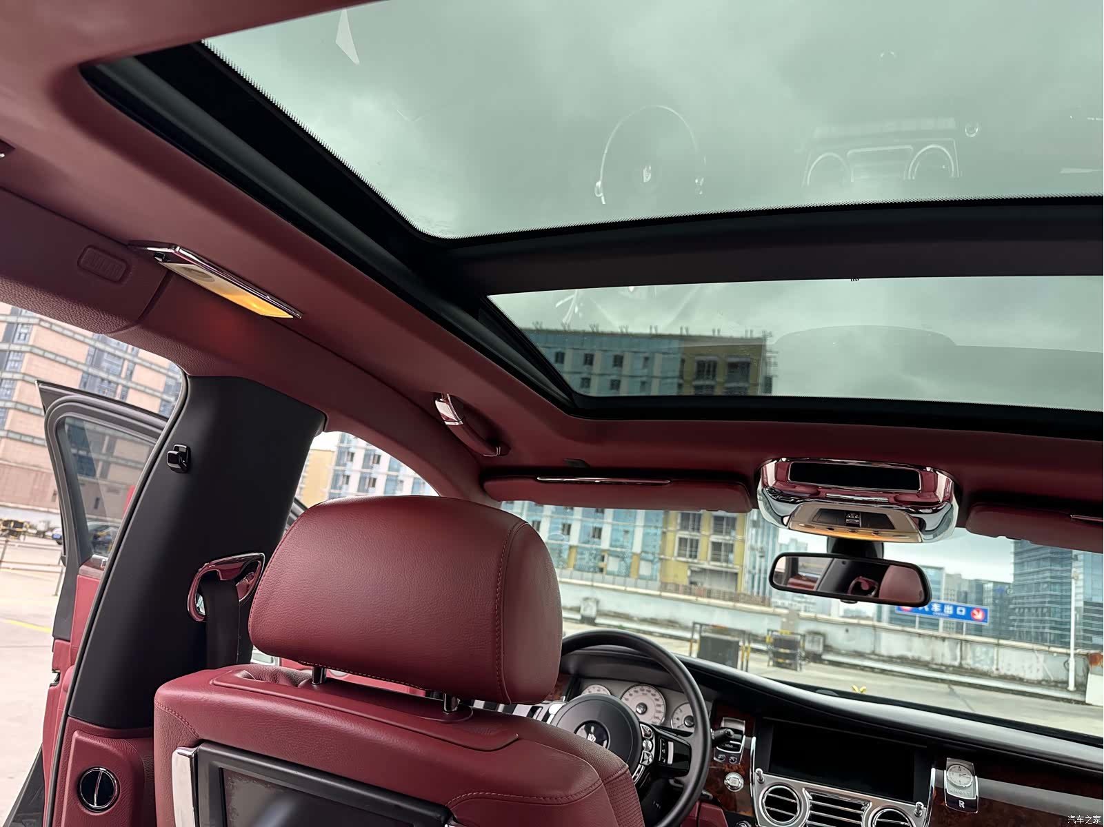 Rolls-Royce Ghost, 2011 12
