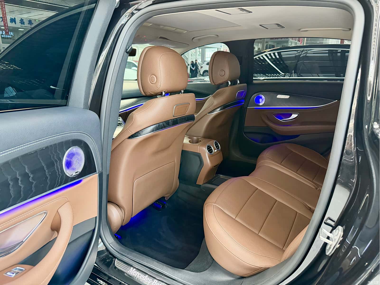 Mercedes-Benz E-Class, 2019 6