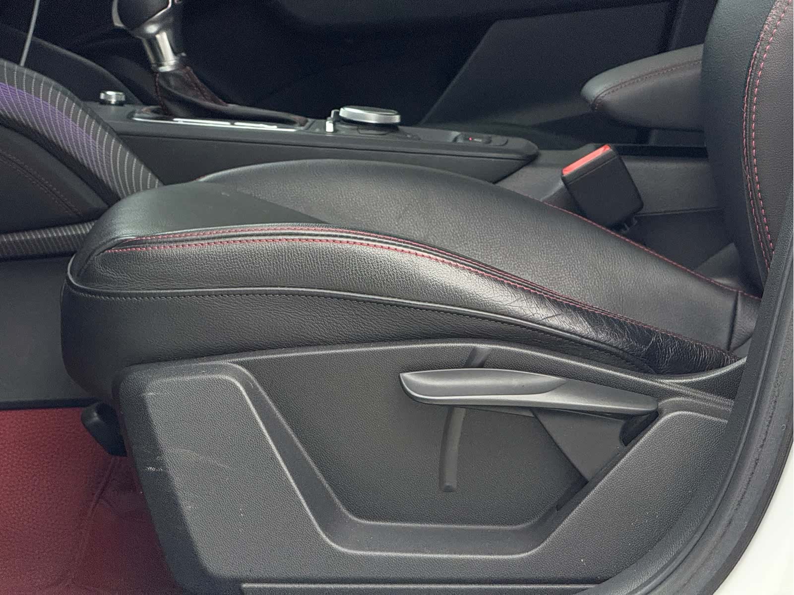 Audi Q2L, 2022 18