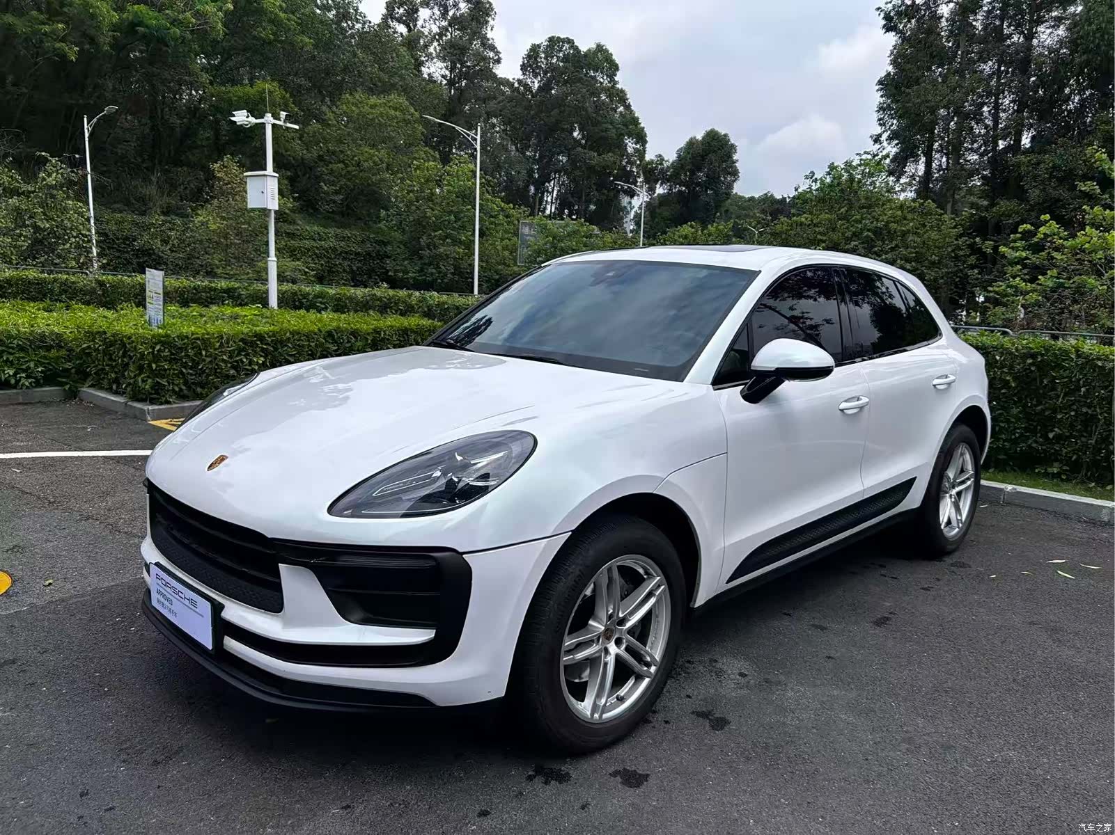 Porsche Macan, 2024 1