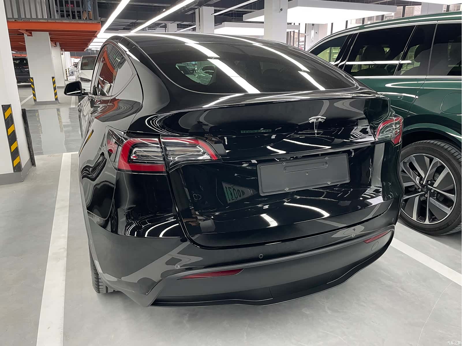 Tesla Model Y, 2022 10
