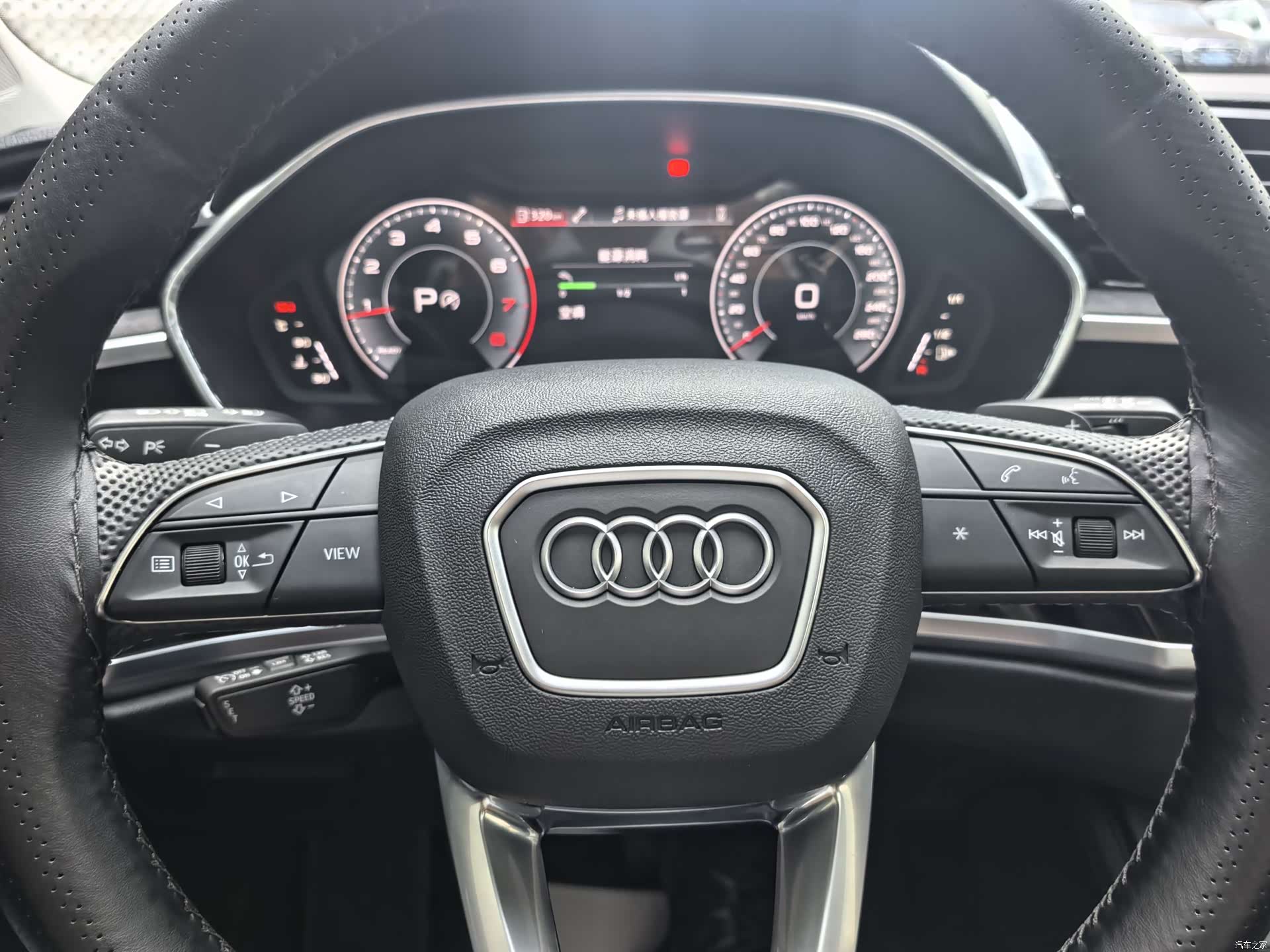 Audi Q3, 2022 10