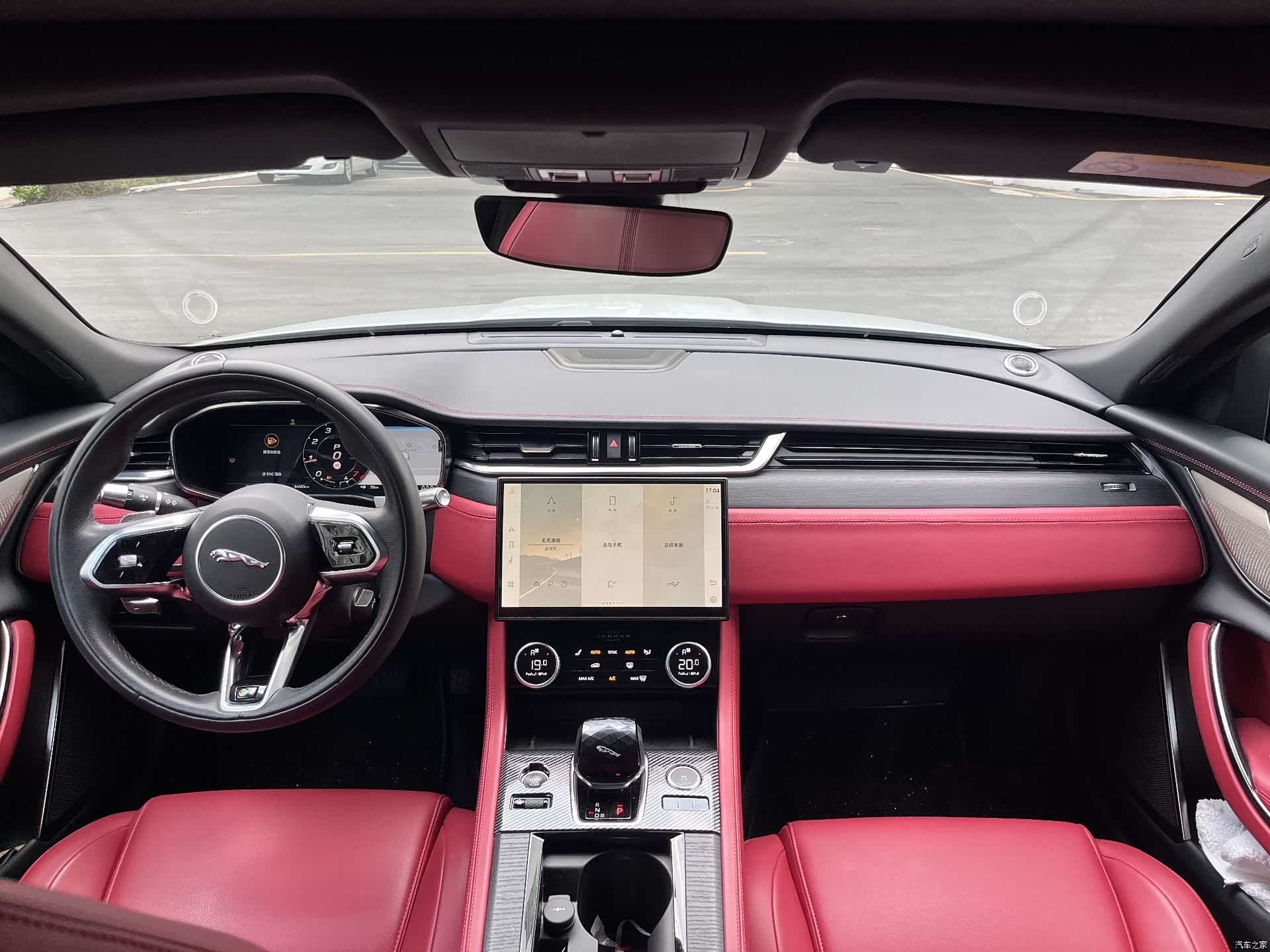Land Rover P250, 2021 6