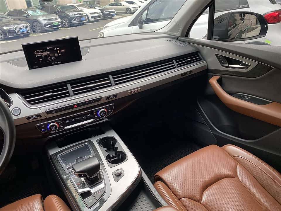 Audi Q7 Audi Q7