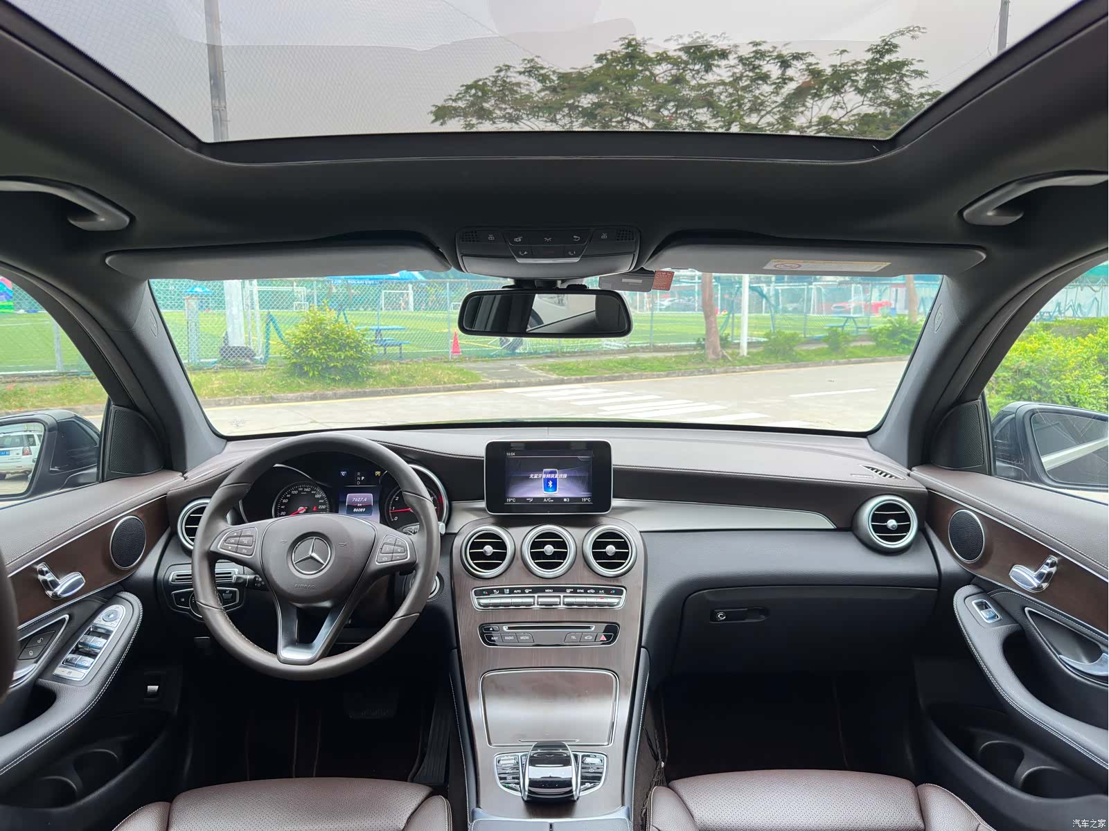 Mercedes-Benz GLC, 2019 13