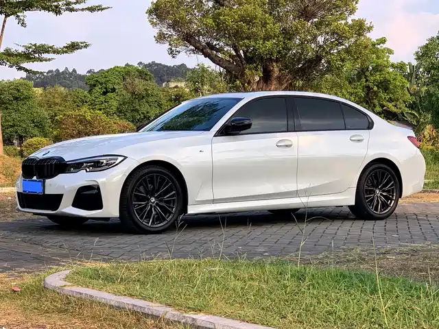 BMW 3 Series 2021 — купить из Китая под заказ