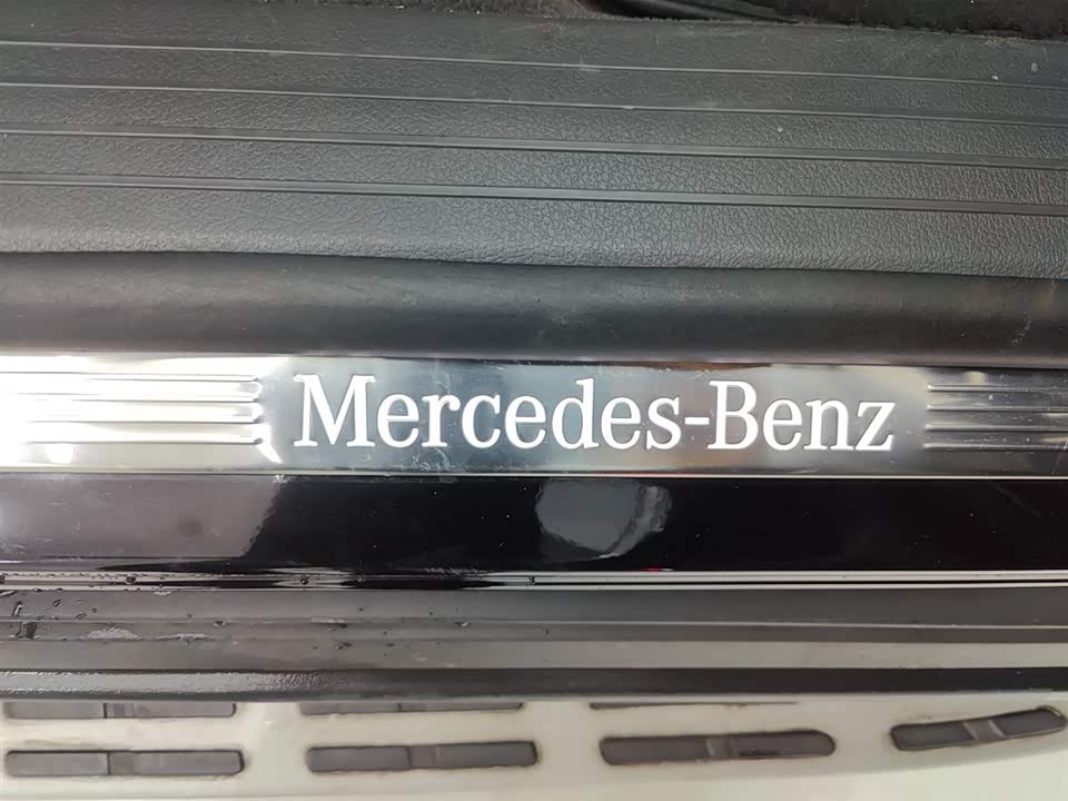 Mercedes-Benz GLE Mercedes-Benz GLE