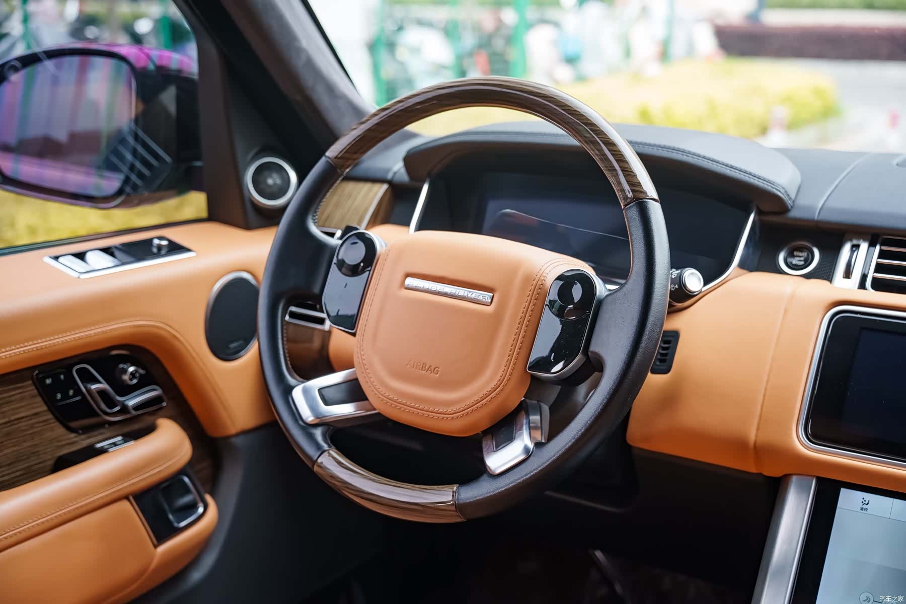 Land Rover Range Rover, 2019 10