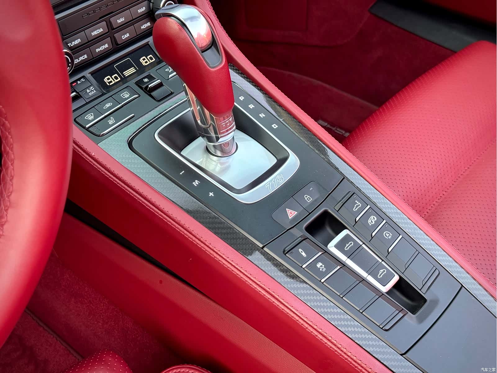 Porsche Boxster, 2021 10