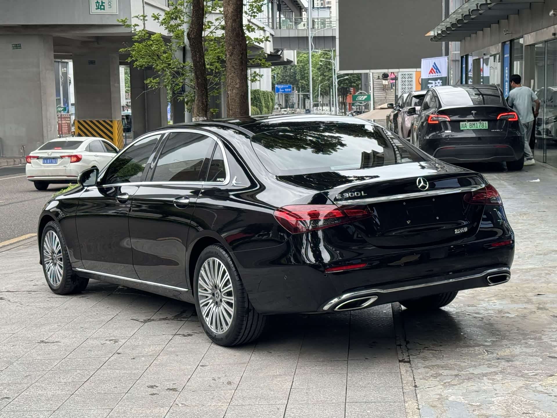 Mercedes-Benz E-Class, 2020 16
