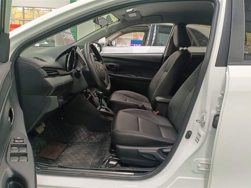 Toyota YARiS L Zhixuan