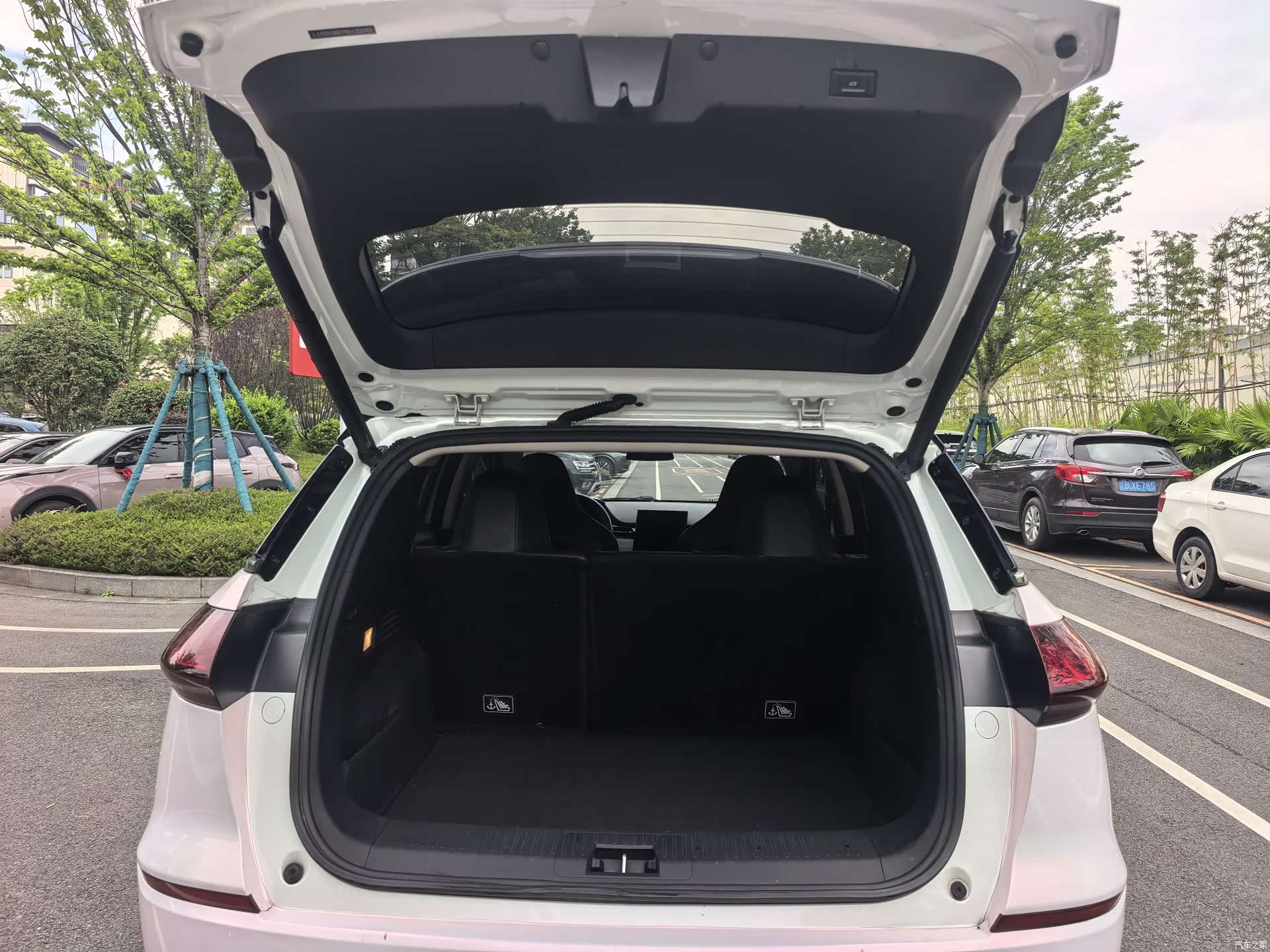 Xpeng G3i, 2022 9