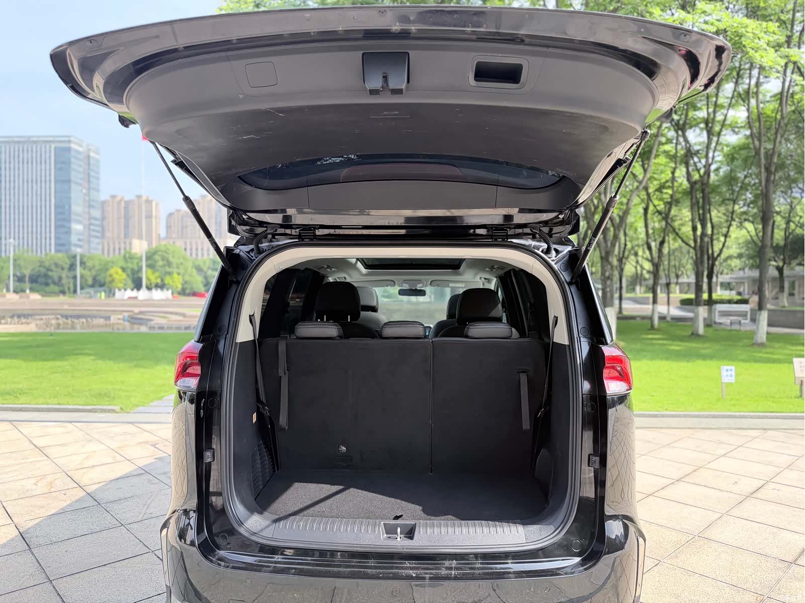 Maxus G50, 2021 13