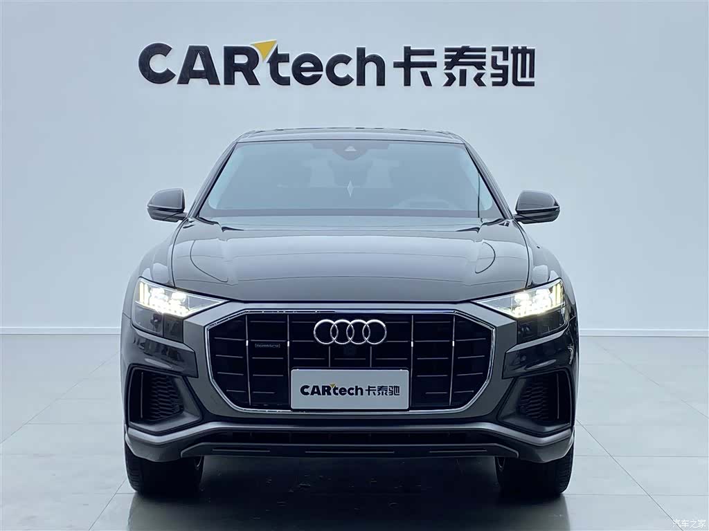 Audi Q8, 2022 2