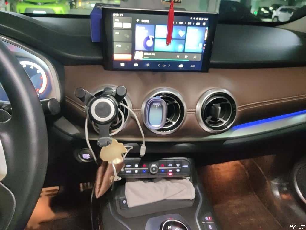 WEY VV6, 2019 6